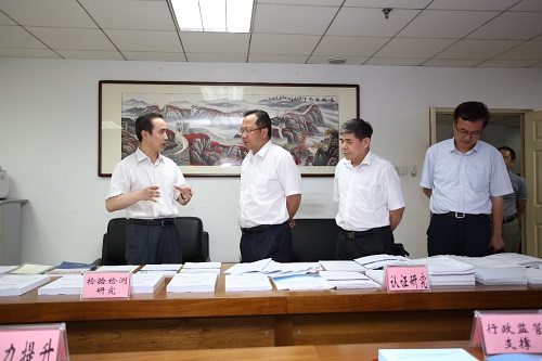 市场监管总局唐军副局长到研究所调研指导工作